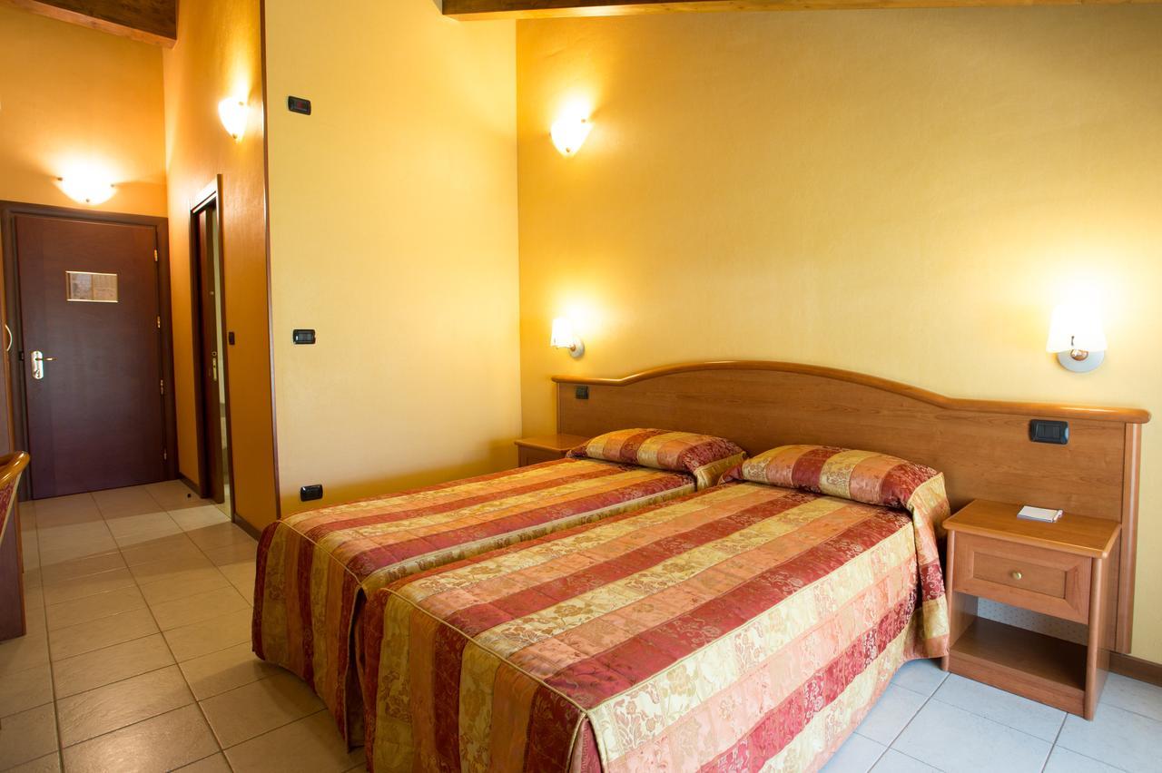 Vald Hotel Val della Torre Exterior photo